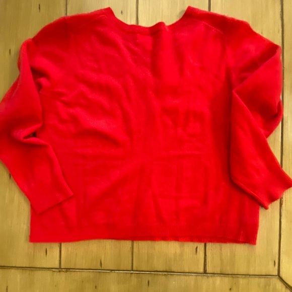 Nordstrom women’s cashmere V-Neck red Sweater Large - Picture 4 of 15